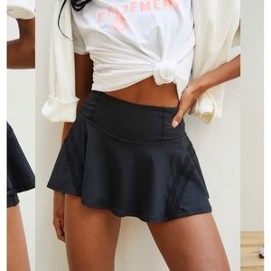 FREE PEOPLE WORKOUT SKORT